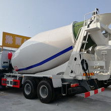 中國(guó)重汽杭州發(fā)動(dòng)機(jī)配件濟(jì)南銷售中心 車輛動(dòng)力的堅(jiān)實(shí)后盾